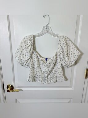 Camarosa Puff Sleeve Floral Coquette Girly Blouse